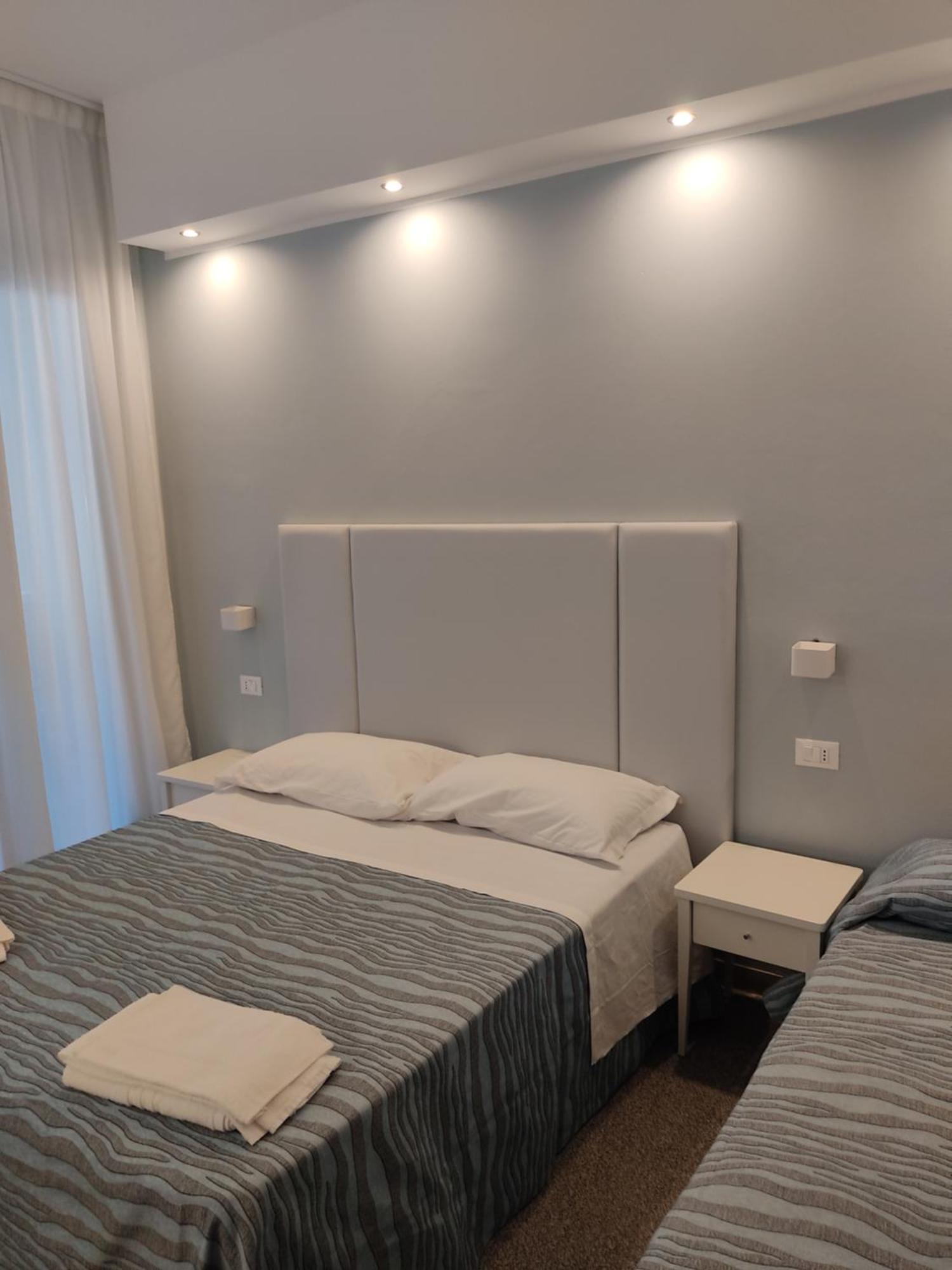 Hotel Caravel Park Rimini Zewnętrze zdjęcie