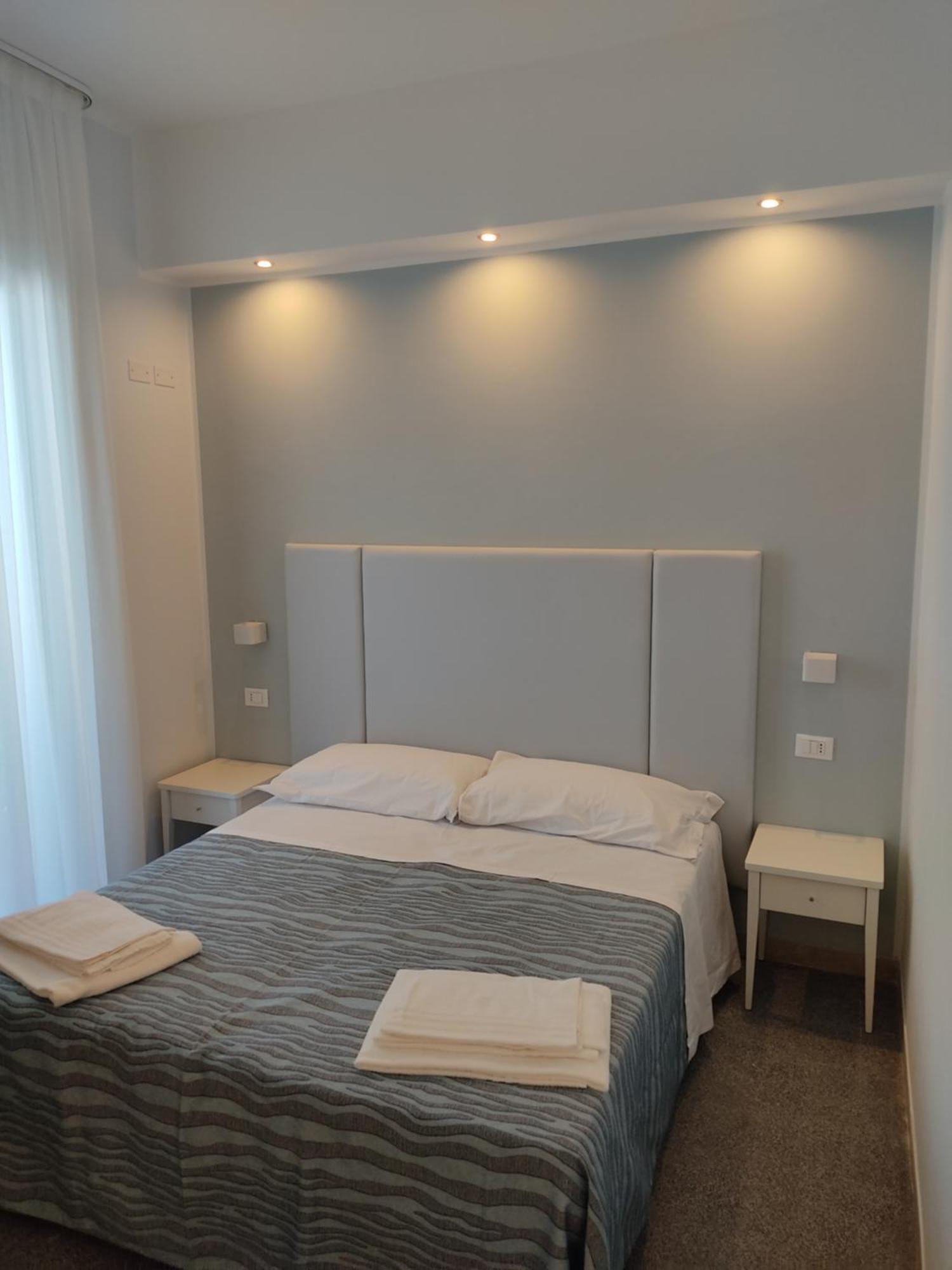 Hotel Caravel Park Rimini Zewnętrze zdjęcie