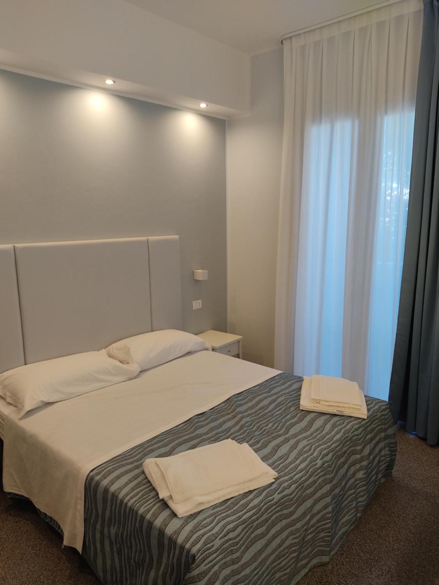 Hotel Caravel Park Rimini Zewnętrze zdjęcie